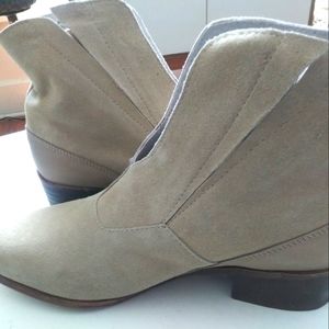 Taupe Cecilla Bootie